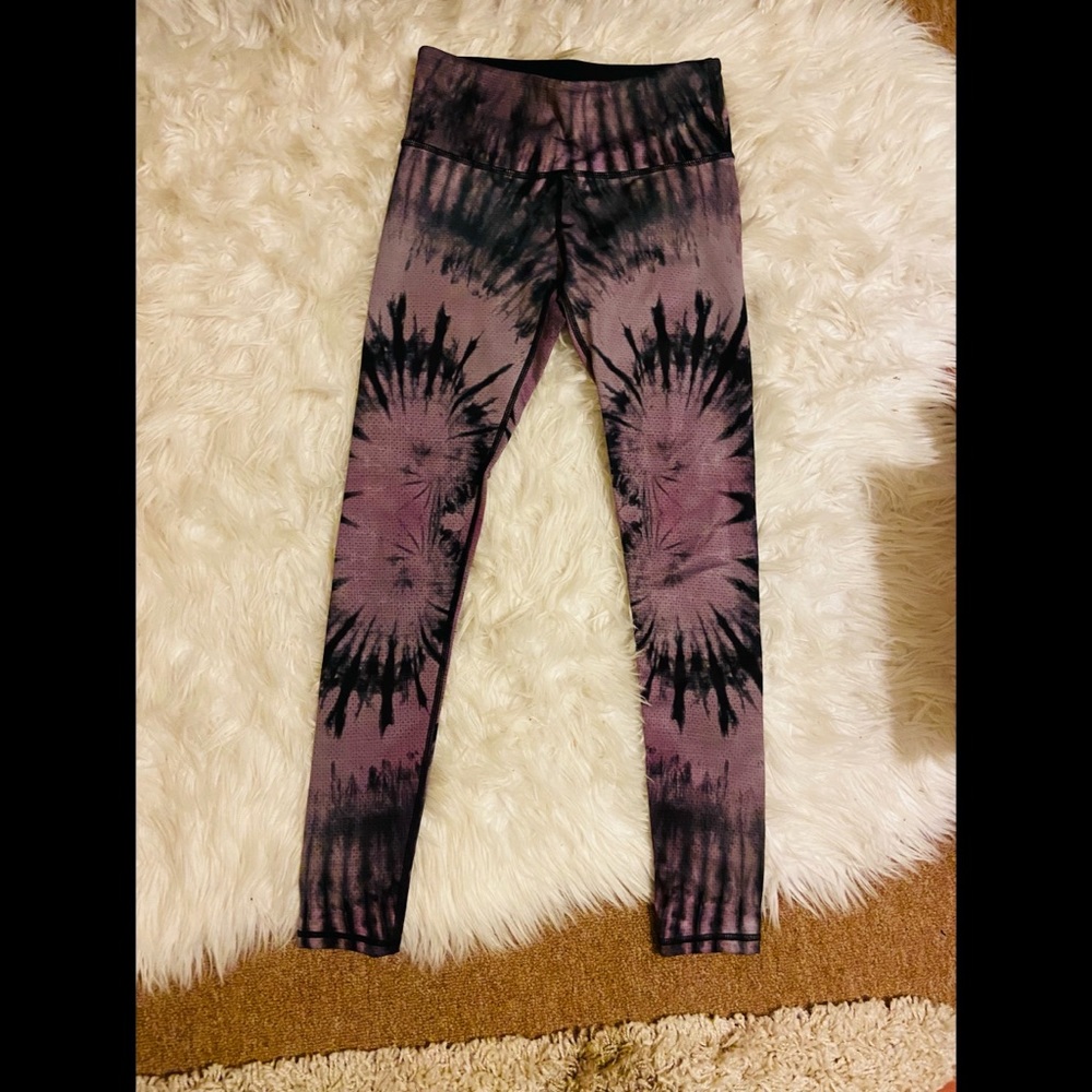 Noli Yoga Luxe Purple Tie Dye Batik Leggings